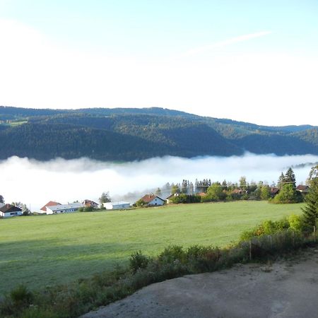 Evasion Tonique Hotel Villers le Lac Bagian luar foto