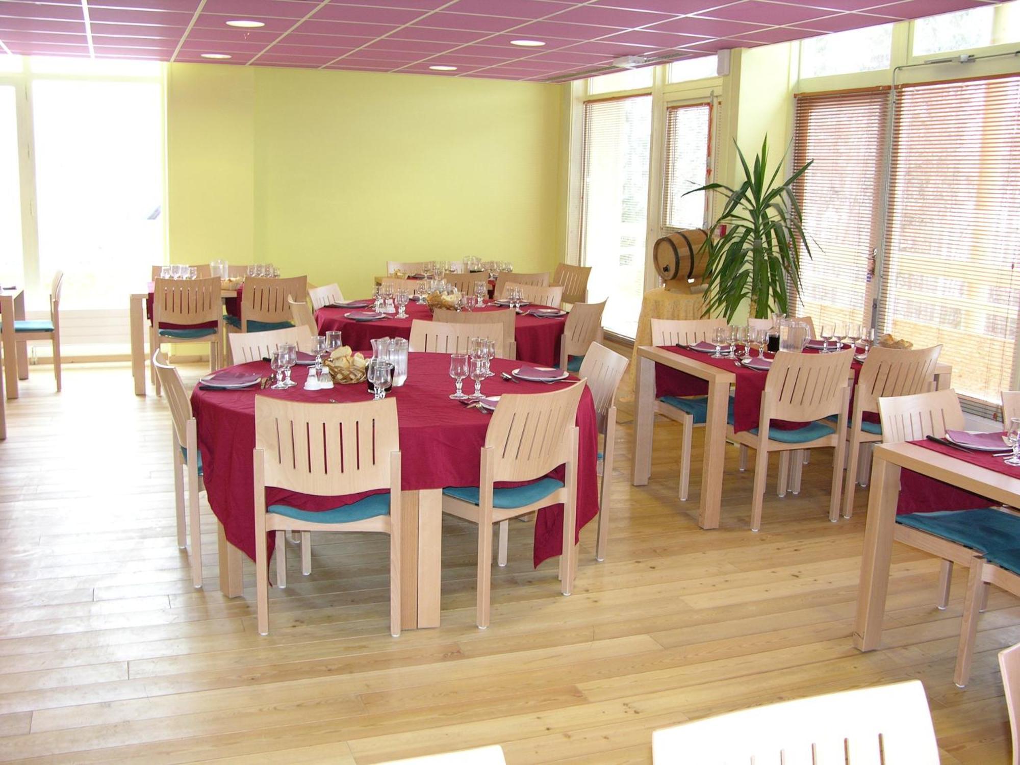 Evasion Tonique Hotel Villers le Lac Bagian luar foto