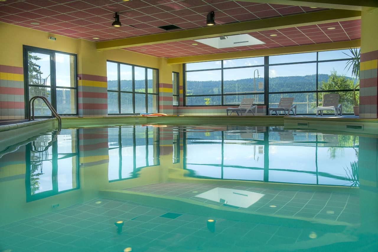 Evasion Tonique Hotel Villers le Lac Bagian luar foto